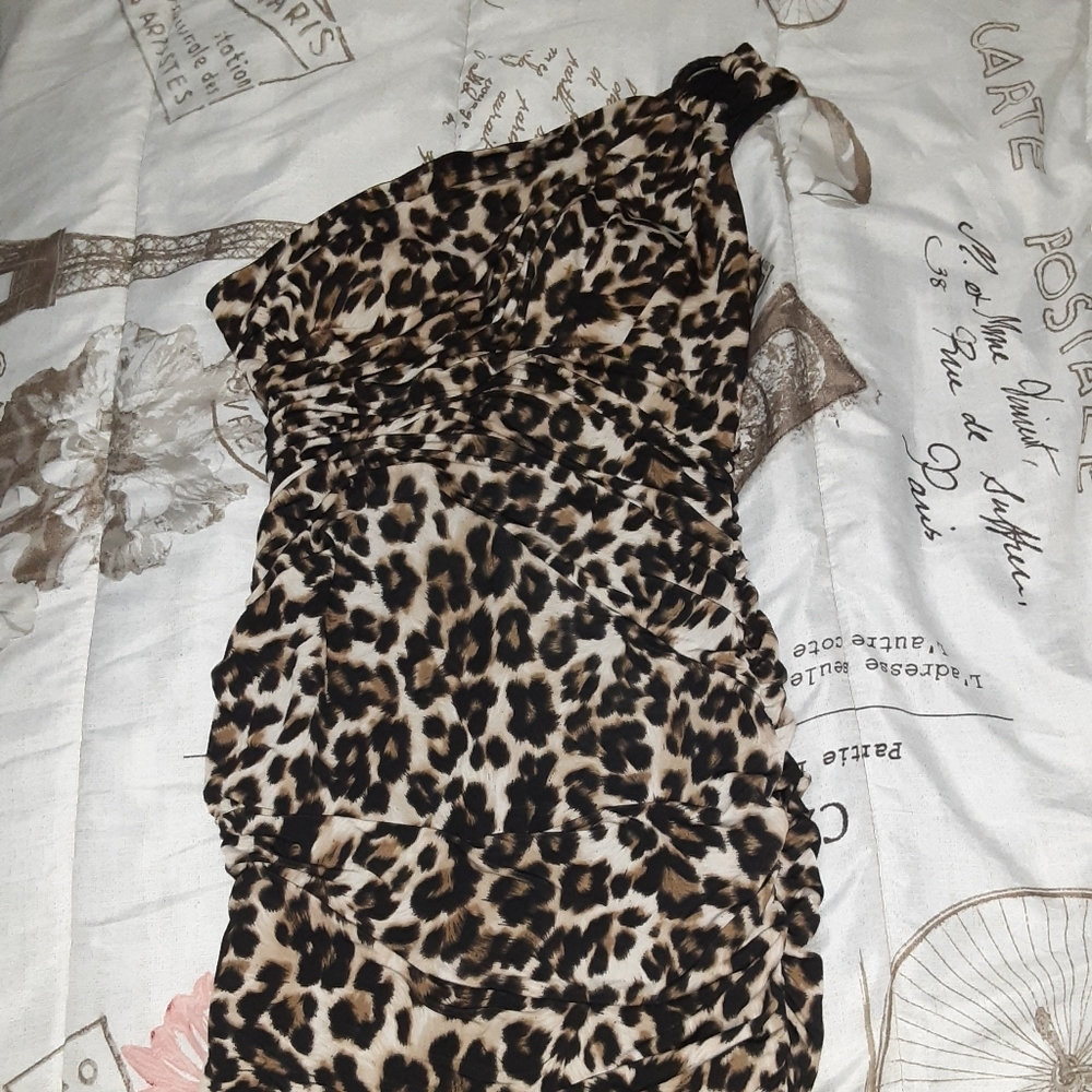 Dress - Picture 1 of 1